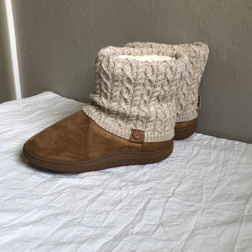 Muk Luks Tan Cable Knit Slippers